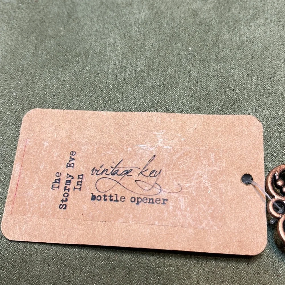 Vintage Inspired Key Bottle Opener - Picture 2 of 2
